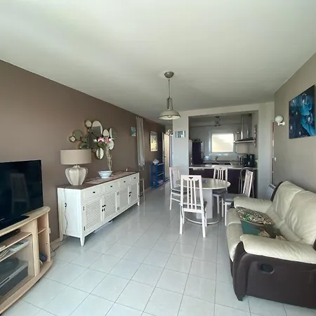 Apartment Vaux-sur-mer, 2 Pieces, 4 Personnes - Fr-1-539-43 *